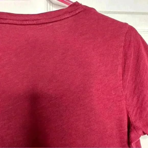 Madewell T-Shirt V-Neck Front  Pocket Burgundy Size Extra Small - Picture 3 of 16